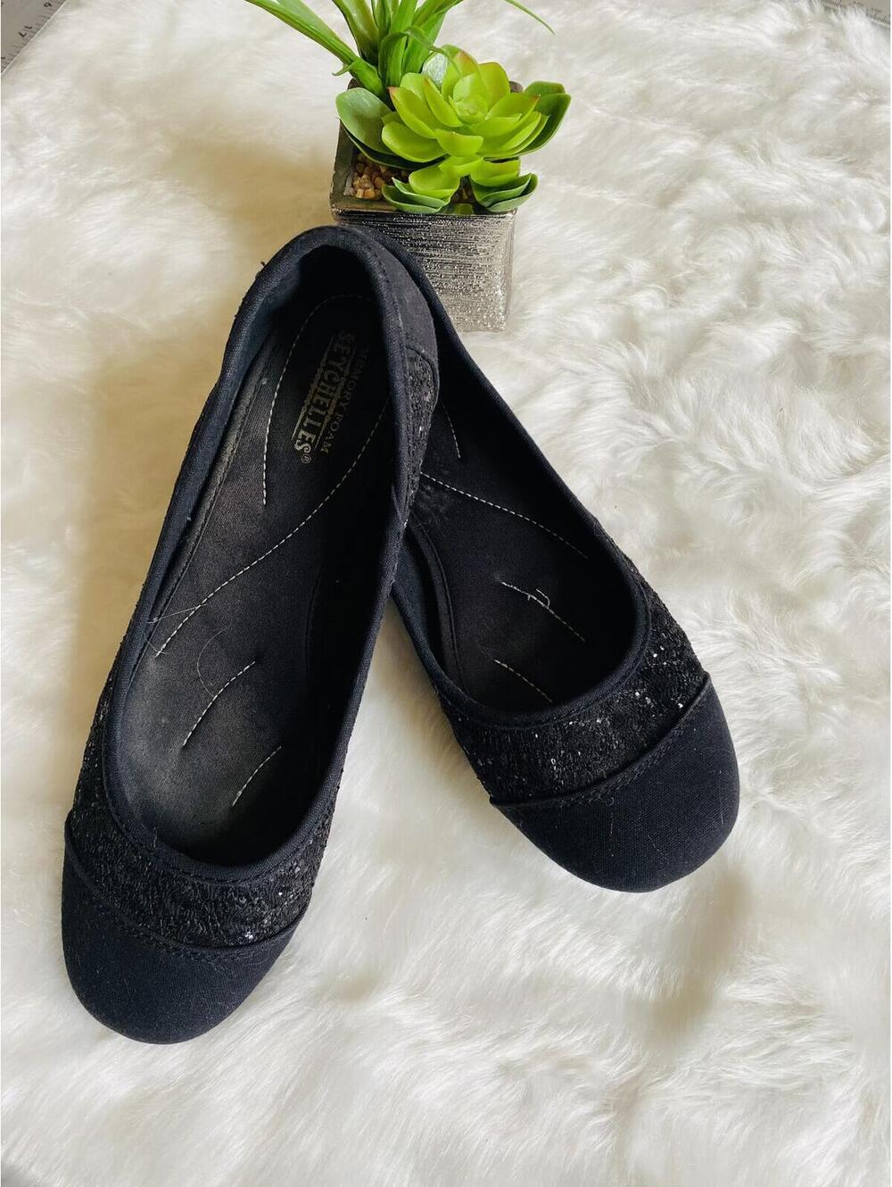 Seychelles Black Slip-On Flats with Sequins Size 9.5